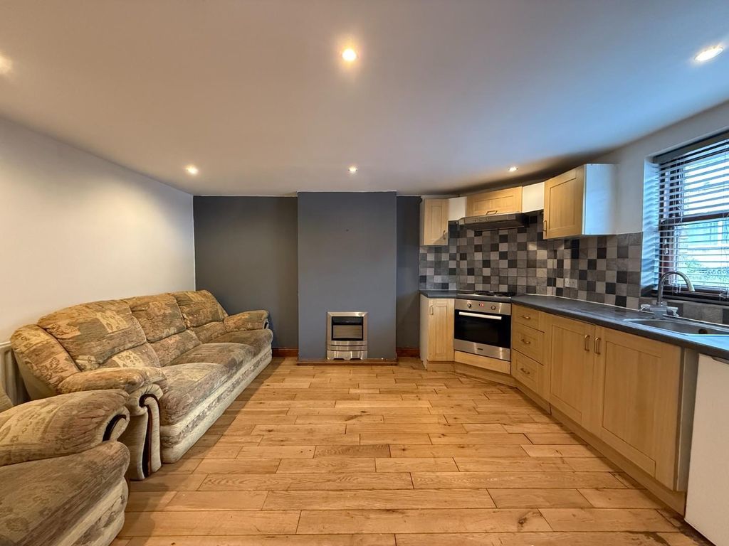 Property photo 3 of 11 Img_5380.Jpg