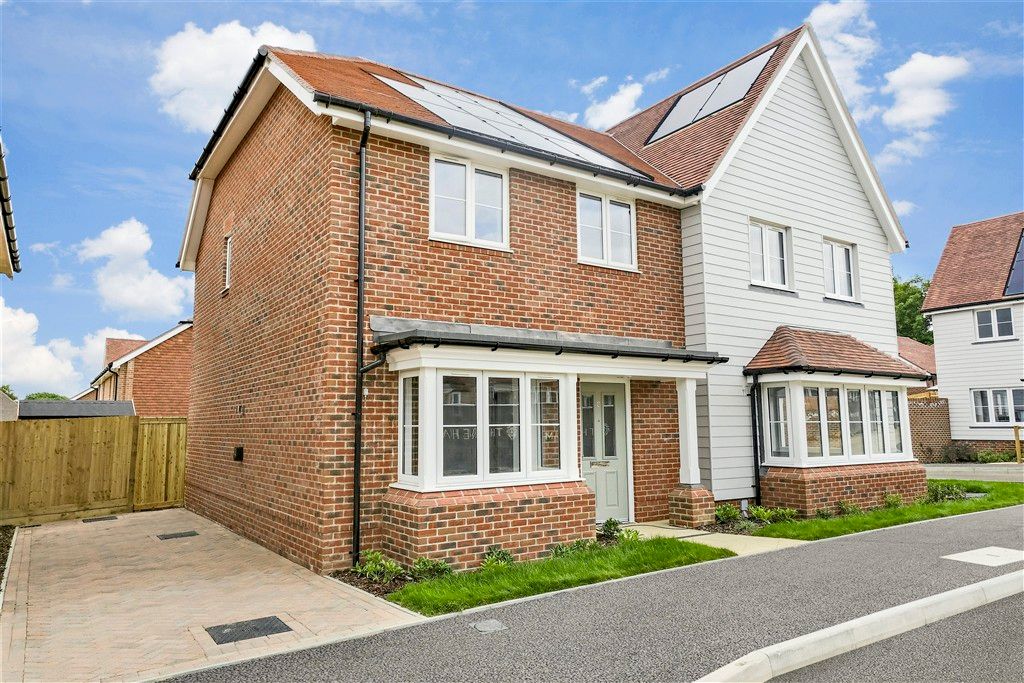 Property photo 2 of 7 Front House Type