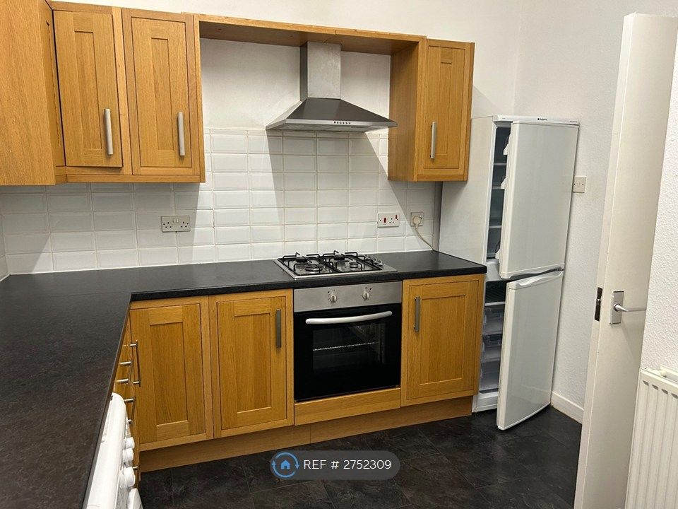 Property photo 1 of 26 Kitchen