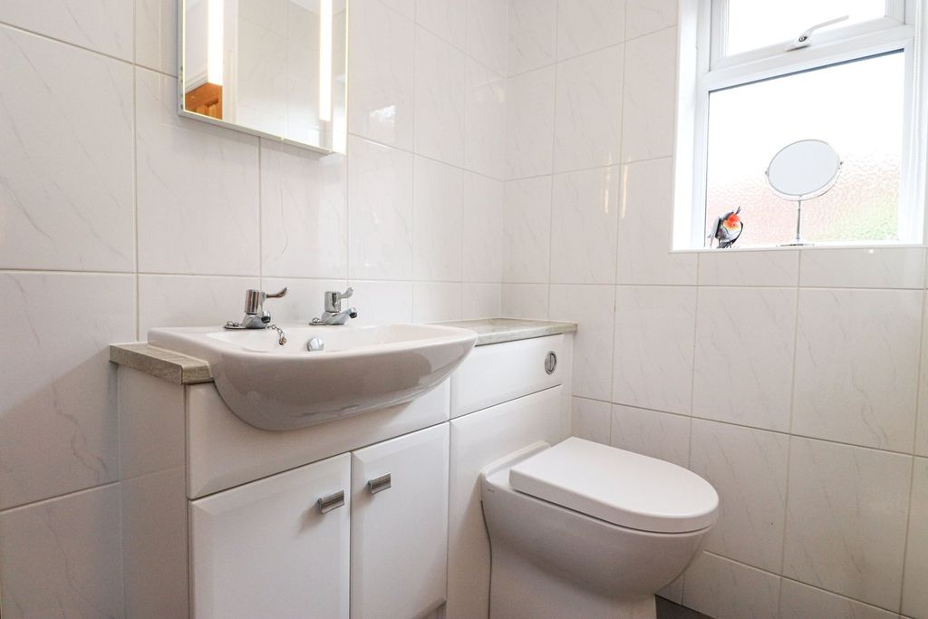 Additional image 6 of 2 bed flat for saleVictoria Place, Carlisle CA1