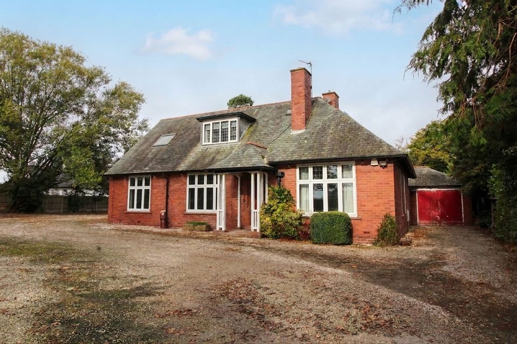 Property photo 1 of 40