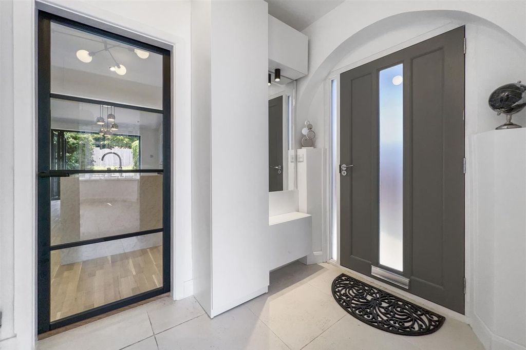 Property photo 2 of 15 5Ab04038-A23A-48A5-93D6-82Ba473Eb0Aa.Jpg