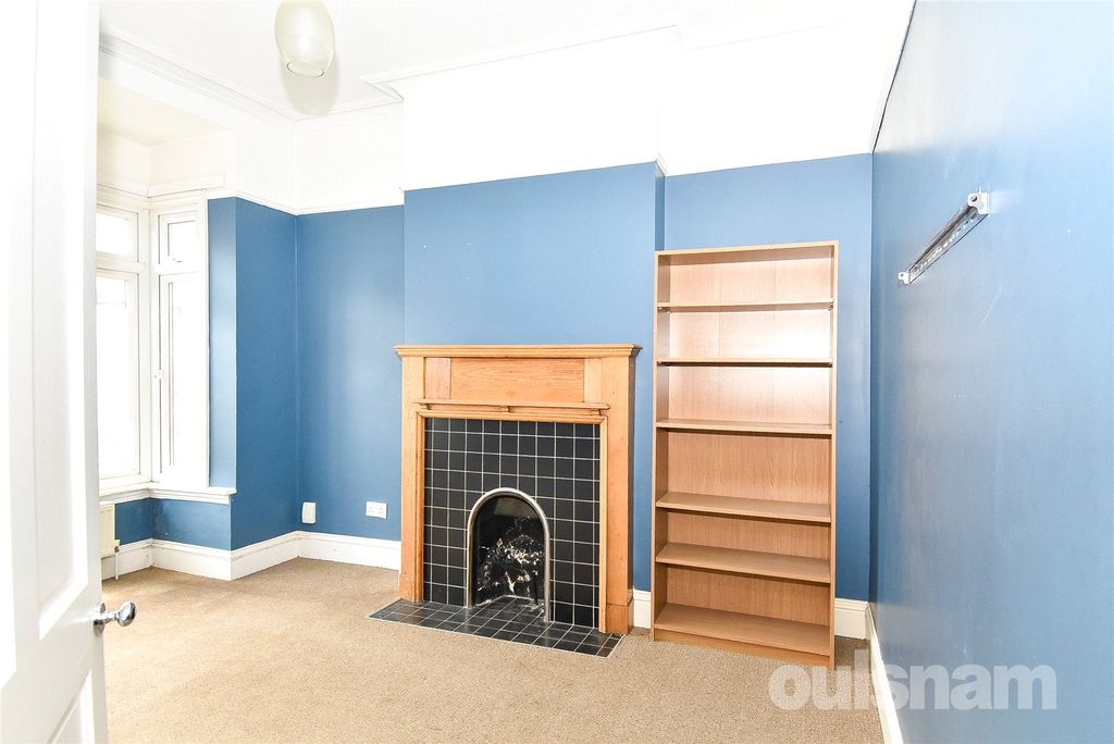 Property photo 3 of 23 Picture No. 04