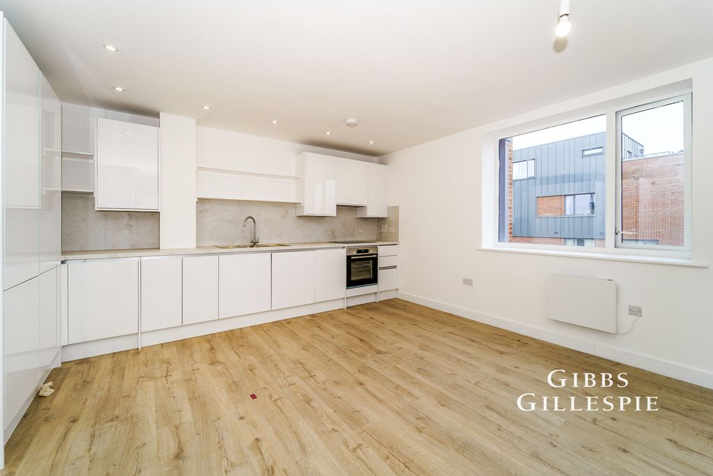 Property photo 1 of 10 Photo