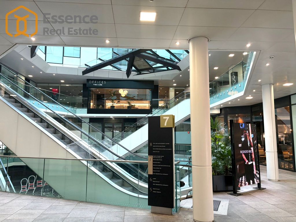 Property photo 2 of 25