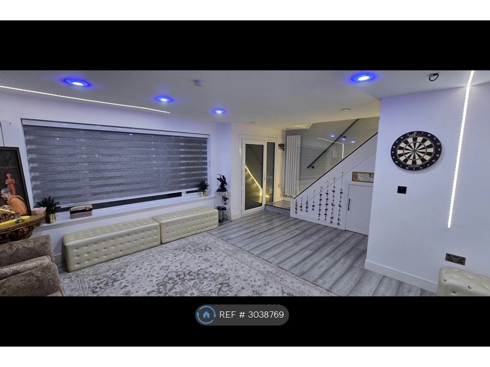 Property photo 3 of 35 Reception 1 Entrance View