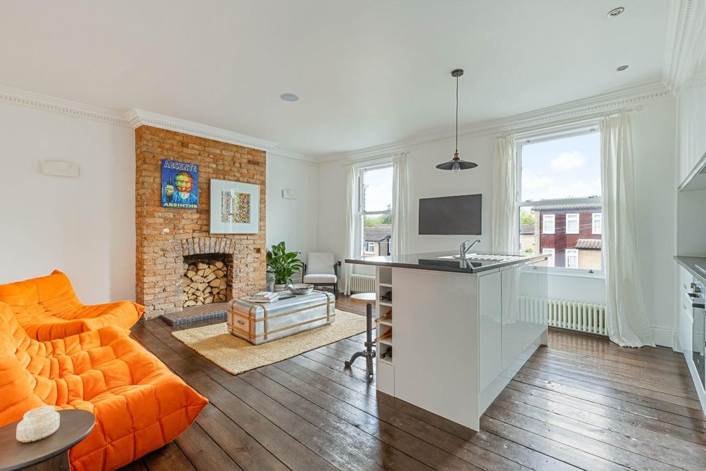 Property photo 1 of 13 3B Venner Road, Se26 - 6.Jpg