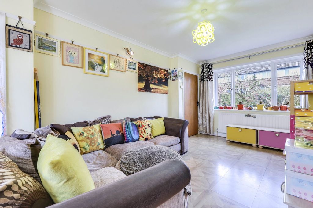 Property photo 3 of 20 Picture No. 04