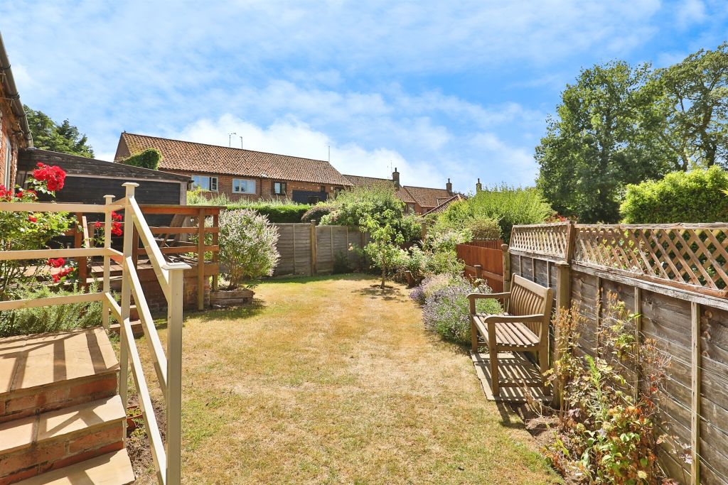 Property photo 3 of 17