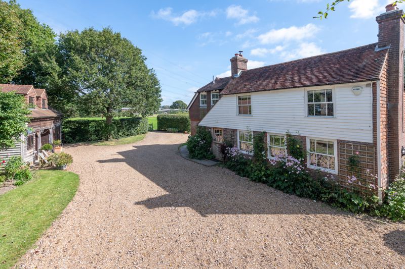 Property photo 1 of 24 Photo 19