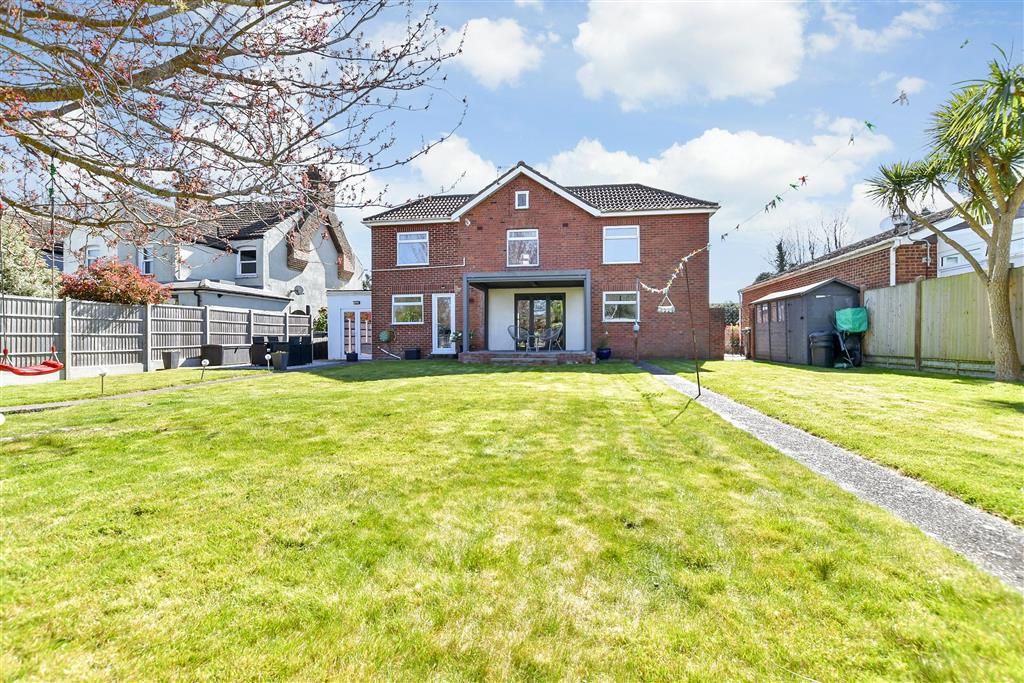 Property photo 1 of 18 Rear Garden
