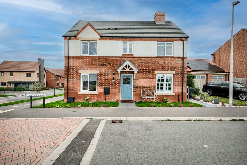 Property photo 1 of 18 Xh2A0878-Hdr(3)-Edit