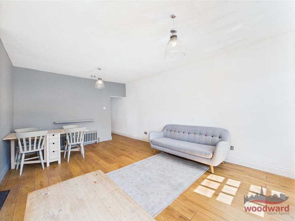 Property photo 3 of 8 Loung/Dining Room