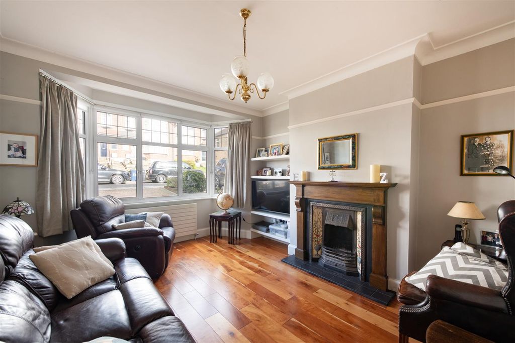 Property photo 3 of 17 Ferney 6.Jpg