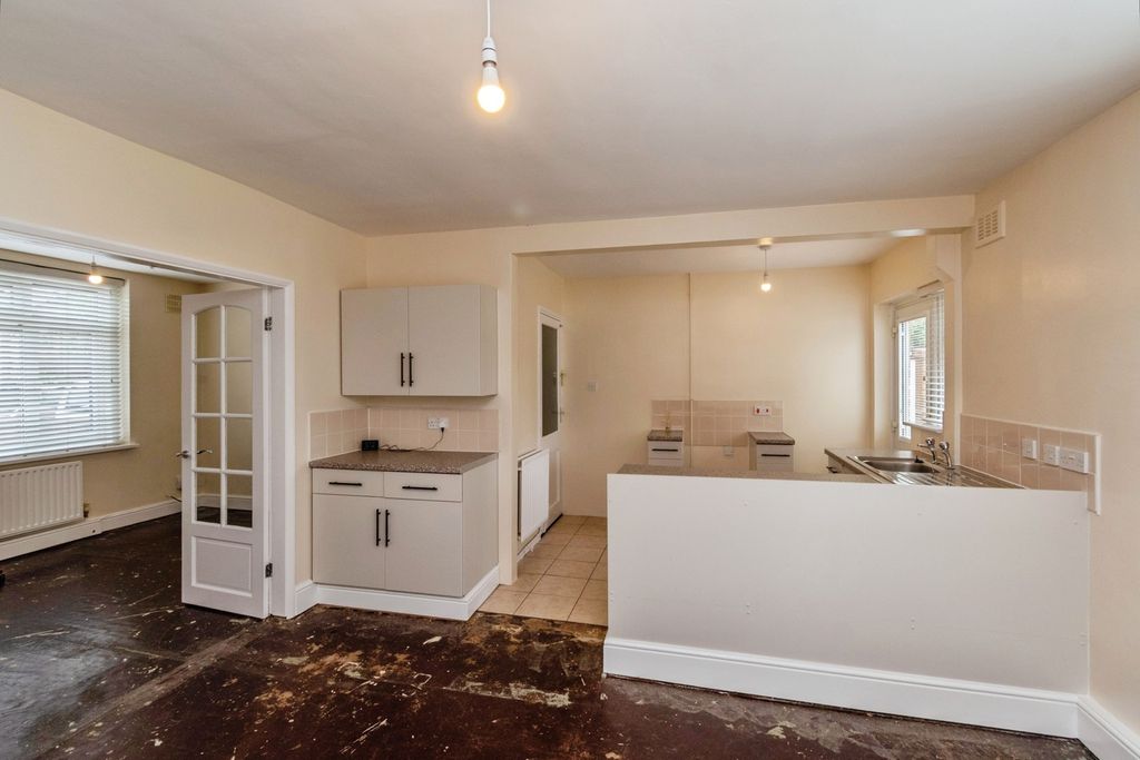 Property photo 3 of 20 Pbox-Img.Jpg