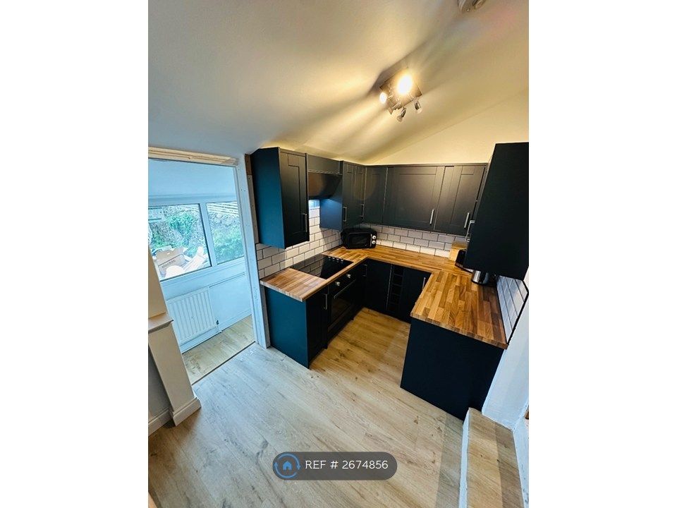 Property photo 1 of 25