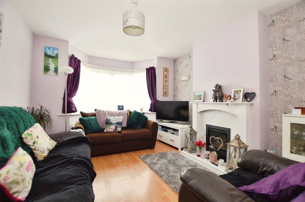 Property photo 3 of 15 Picture No. 33