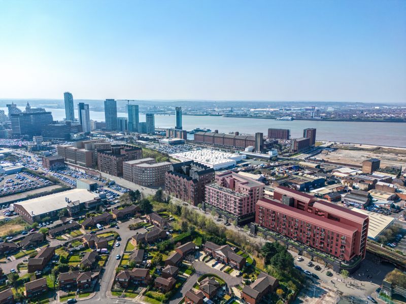 Property photo 3 of 8 Photo 4