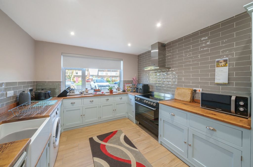 Property photo 2 of 13 1219166 (4)