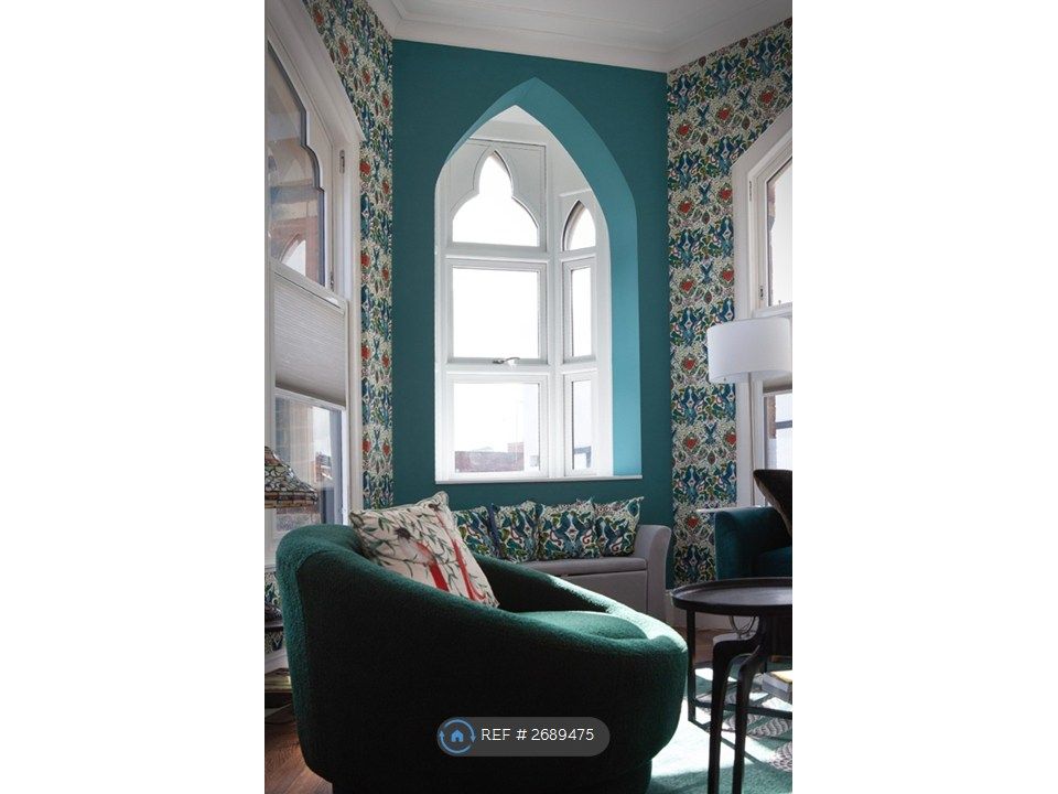 Property photo 3 of 16 Window Nook