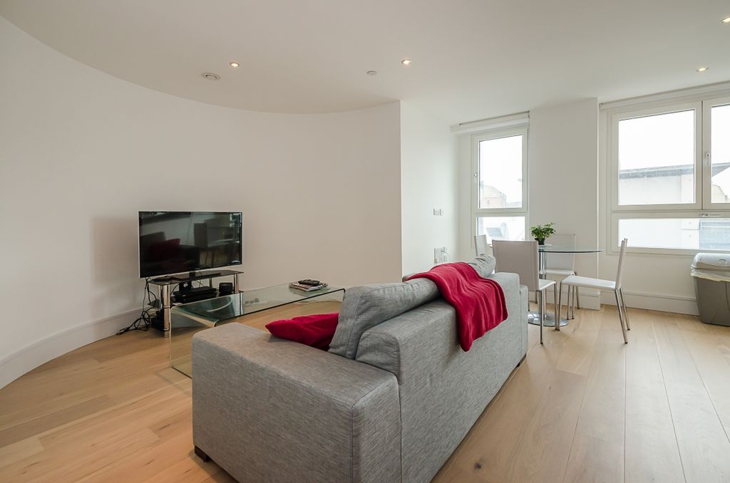 Property photo 3 of 6 Living Room