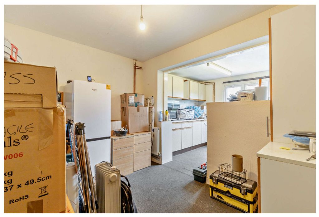 Property photo 3 of 19
