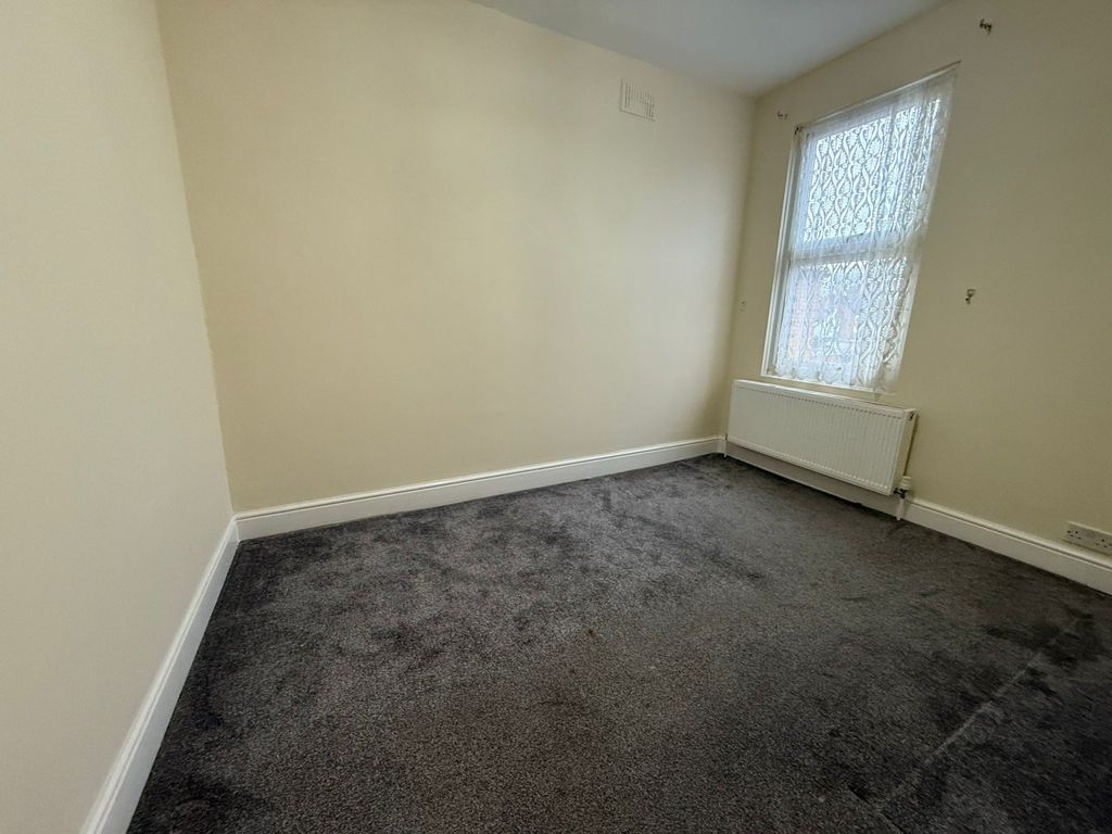 Property photo 2 of 5 Gallery