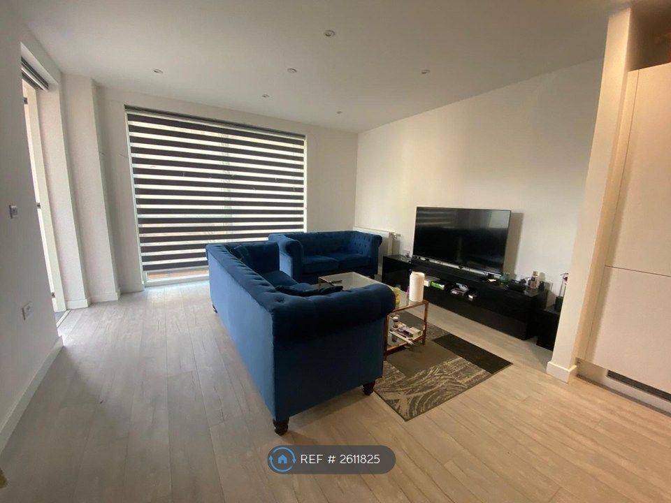 Property photo 2 of 6 Living Room