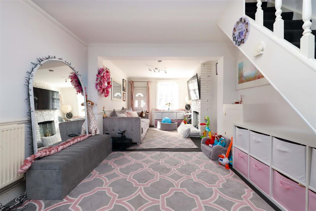 Property photo 2 of 11 Living Room View