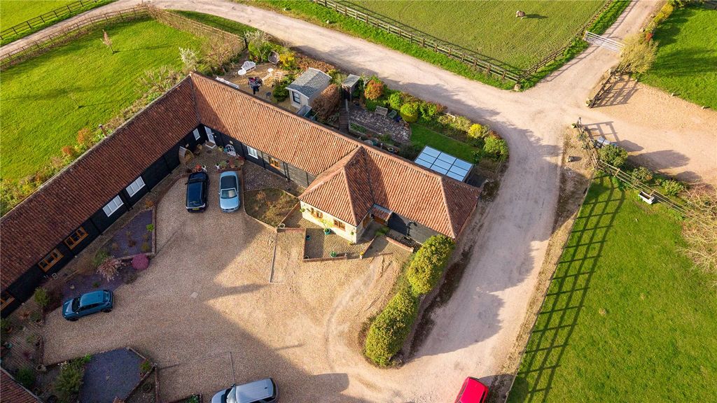 Property photo 1 of 26 Picture No. 03