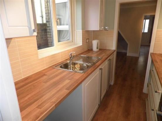 Property photo 2 of 10 Kitchen