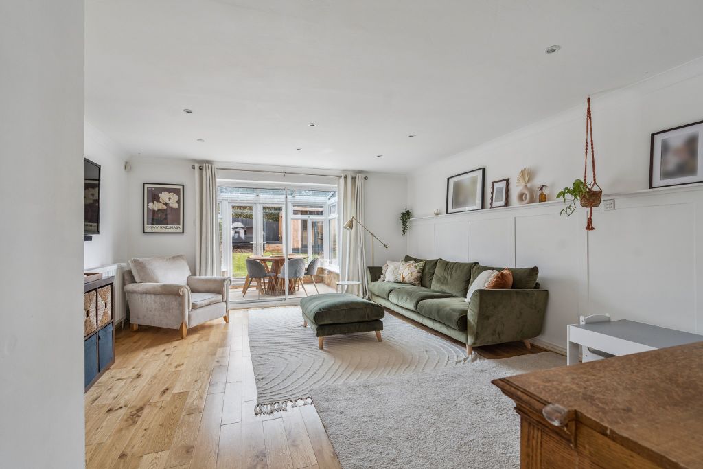 Property photo 2 of 14