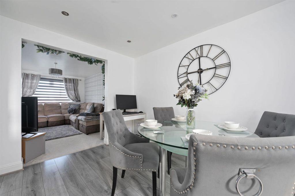 Property photo 3 of 26 7.Jpg