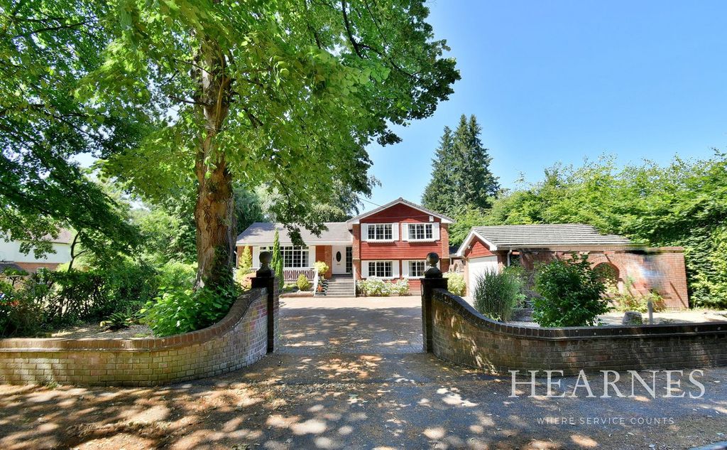 Property photo 1 of 27