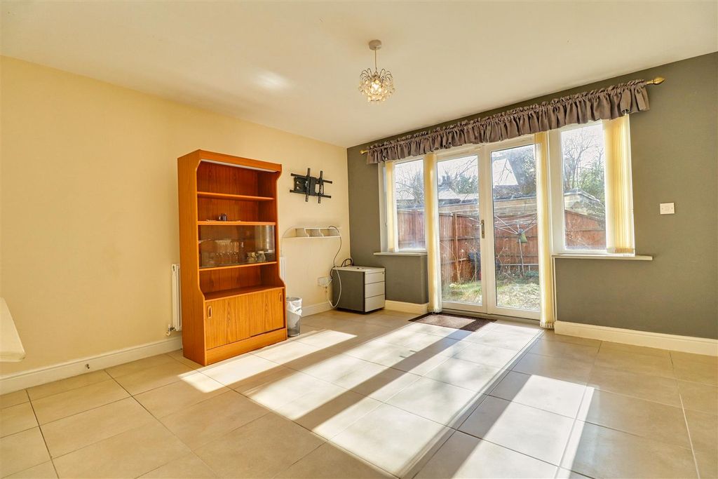 Property photo 2 of 15 0 General