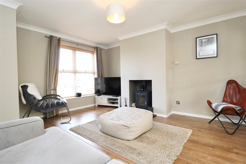 Property photo 2 of 16 5.Jpg