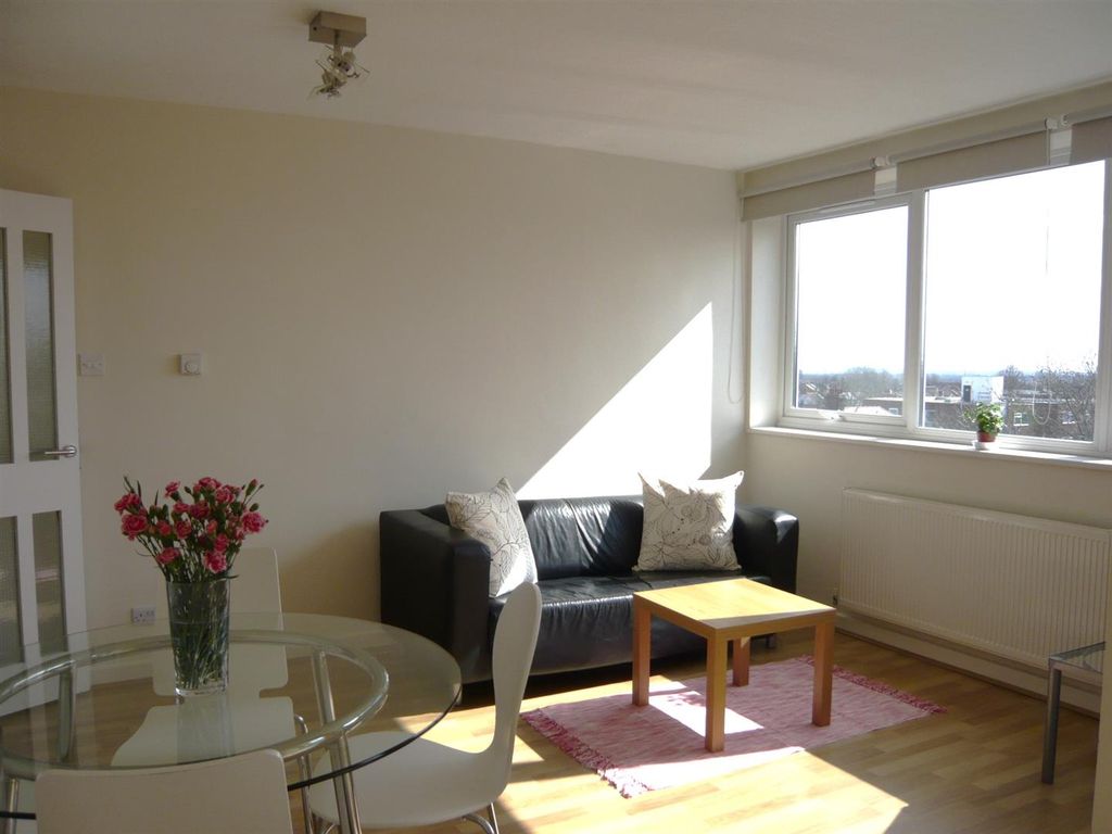 Property photo 3 of 7 004.Jpg