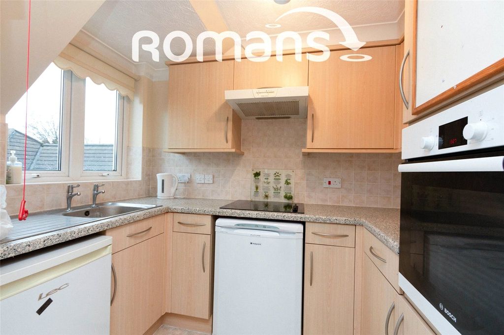 Property photo 3 of 16 Picture No. 09
