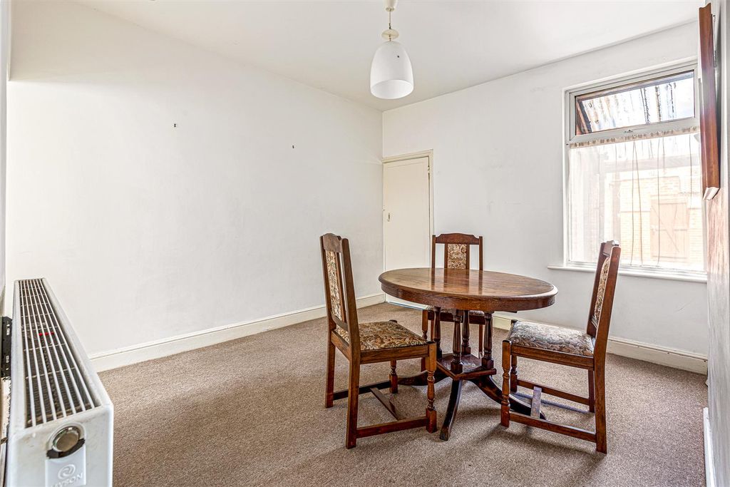 Property photo 3 of 26 Image 11.Jpg