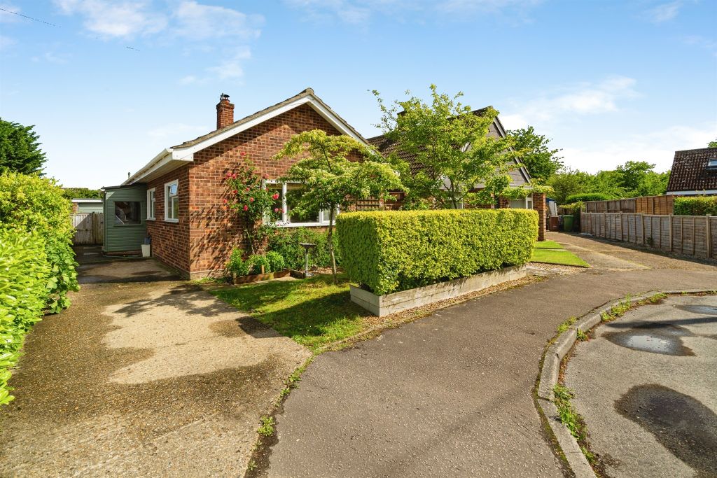 Property photo 1 of 18