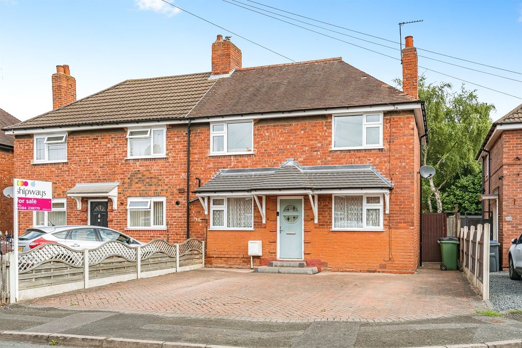 Property photo 1 of 17