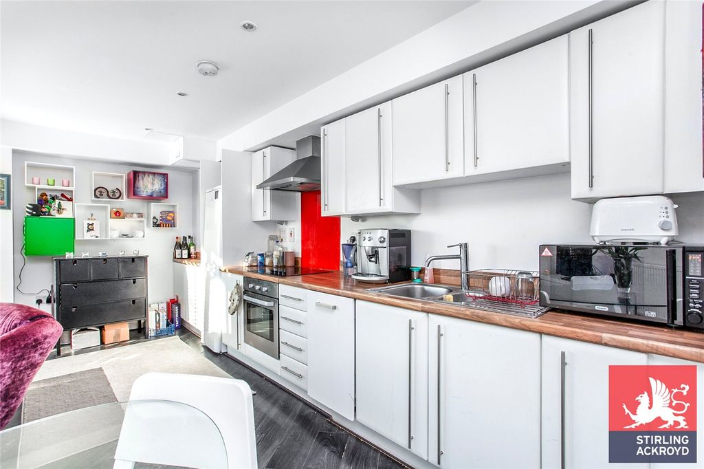 Property photo 2 of 13 Kitchen