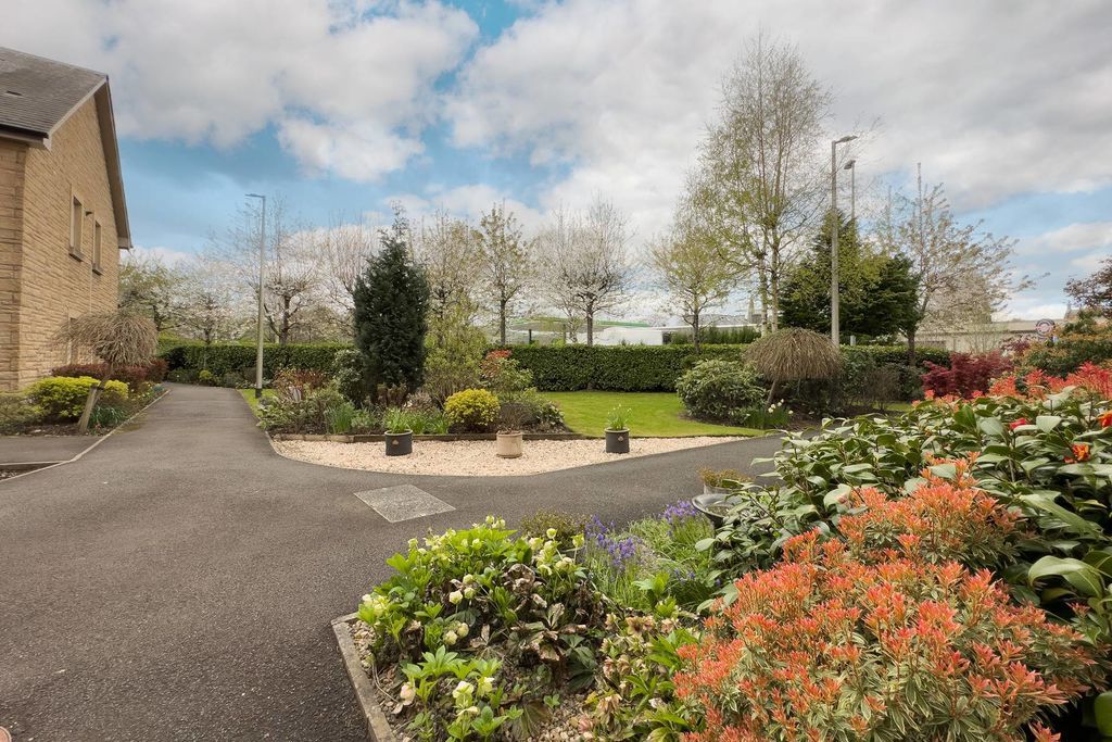 Property photo 2 of 19 Photo 15