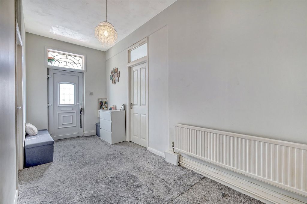 Property photo 3 of 16 Picture No. 31
