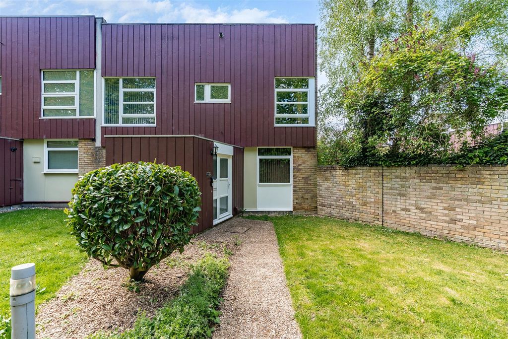 Property photo 1 of 16 Front