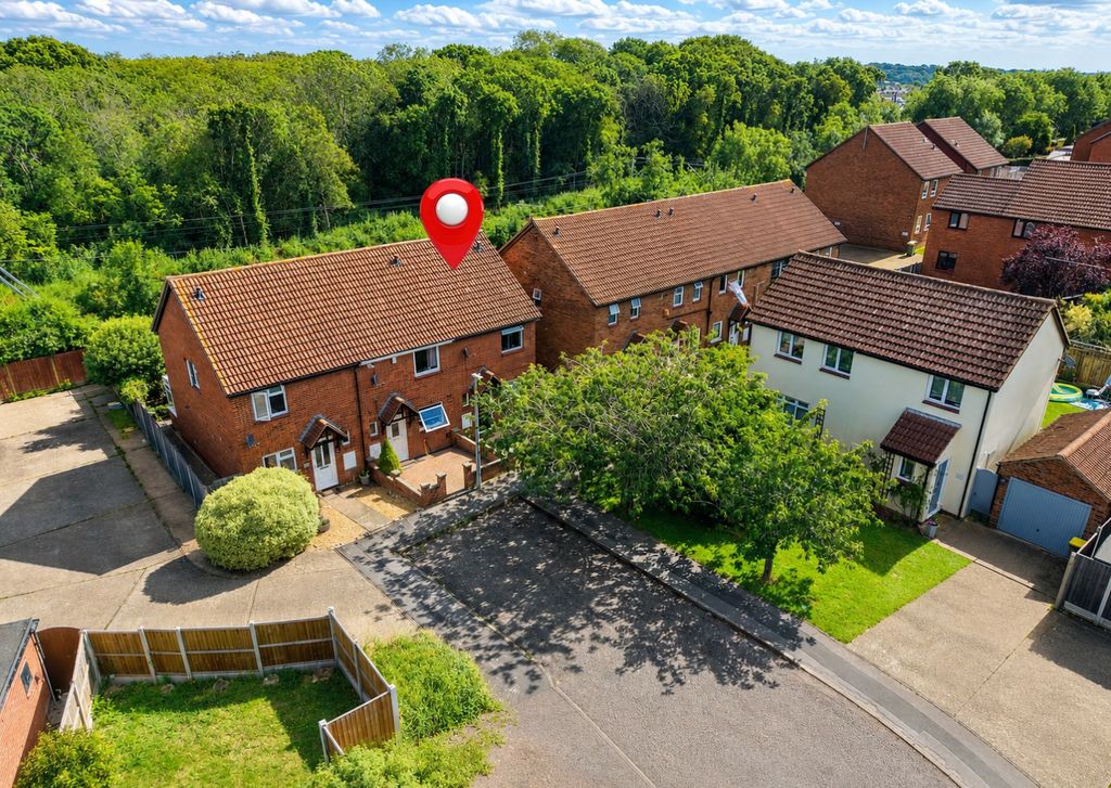 Property photo 1 of 17 5278081