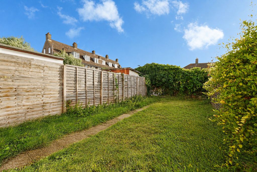 Property photo 3 of 11 Pbox-Img.Jpg