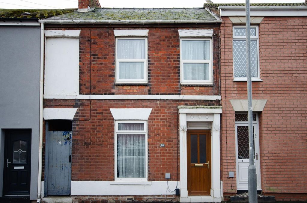 Property photo 2 of 19