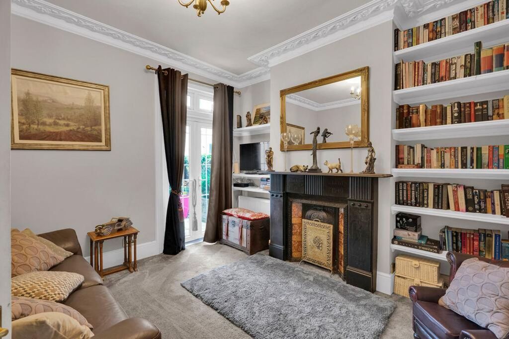 Property photo 3 of 29