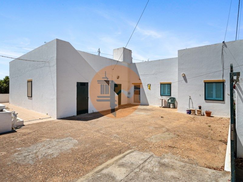 Property photo 1 of 26